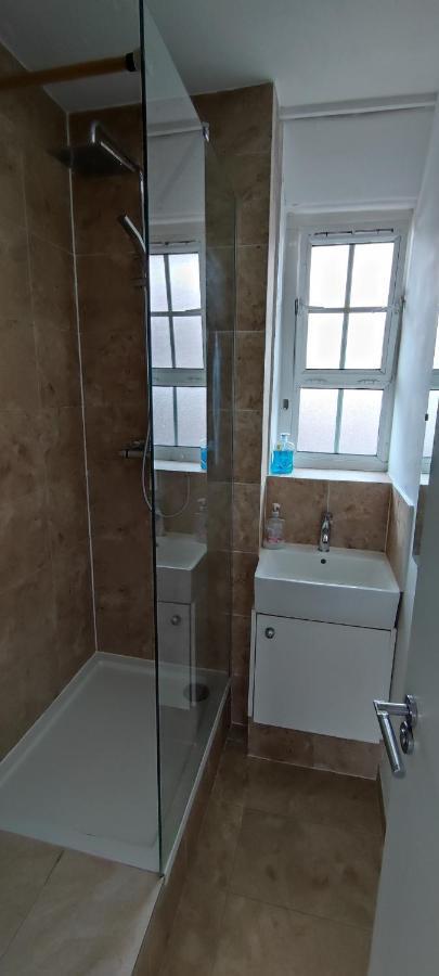 Location Location Location, Whole Apartment For You! London Ngoại thất bức ảnh